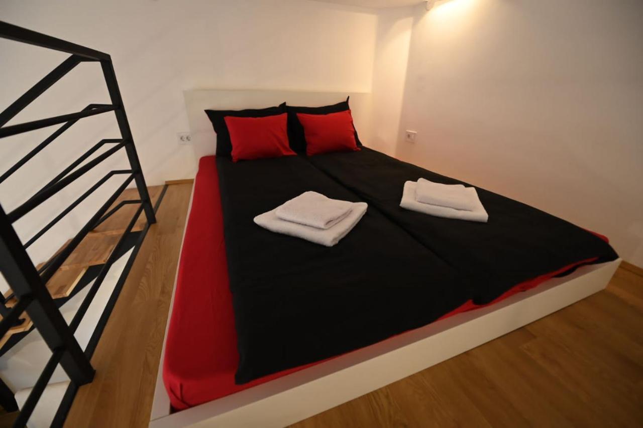 Bel Galleries Sajmiste Chambre photo